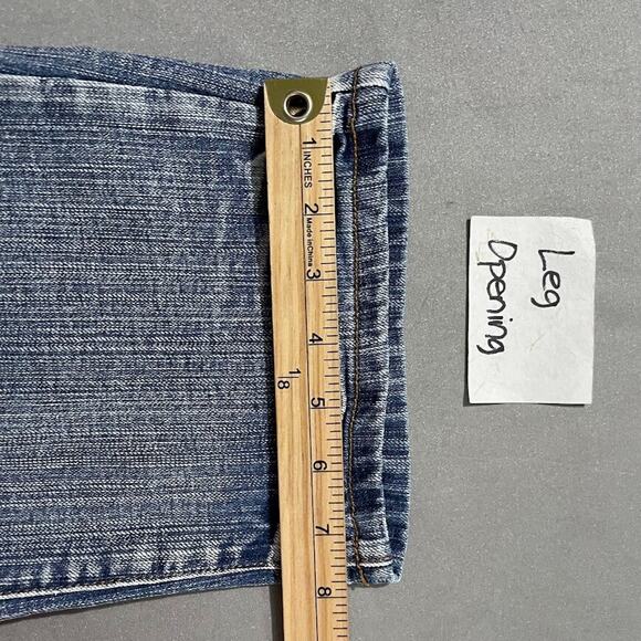 LA Blues Size 6 Embellished Blue Jean Denim Capris Y2K Button Flap Pockets Crop - Picture 13 of 13
